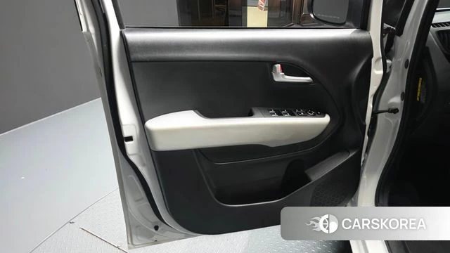Kia The New Kia Ray EV id 4432938 из Кореи 16