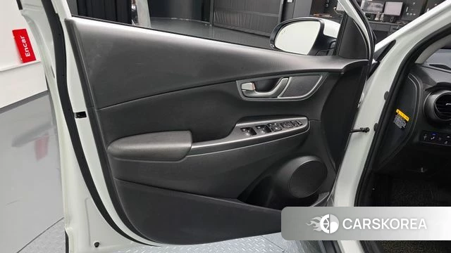 Hyundai Kona Electric id 4610021 из Кореи 16