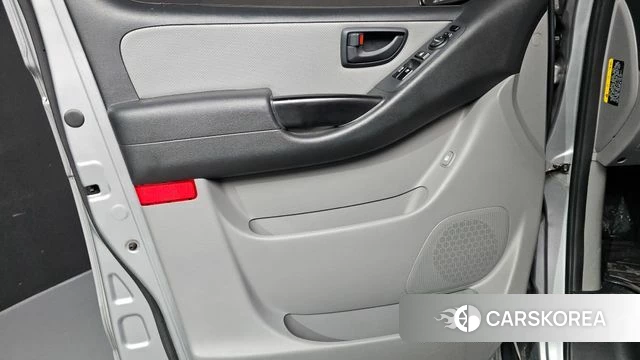 Hyundai The New Grand Starex id 4638318 из Кореи 16