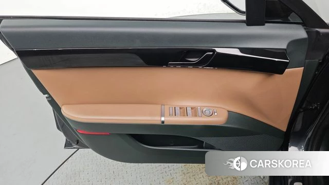 Hyundai Grandeur (GN7) id 4201428 из Кореи 16