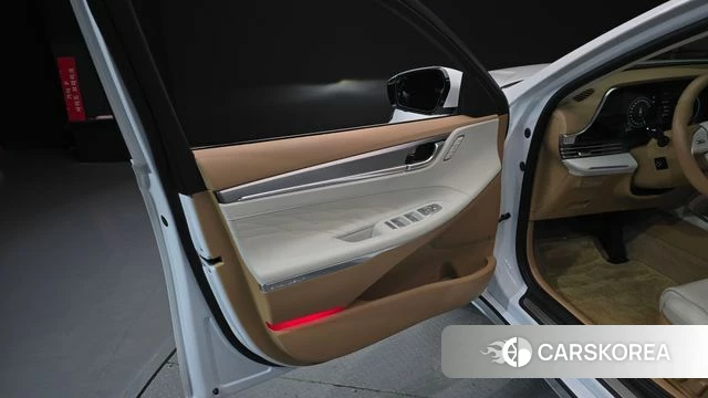 Hyundai The New Grandeur IG Hybrid id 4608925 из Кореи 16