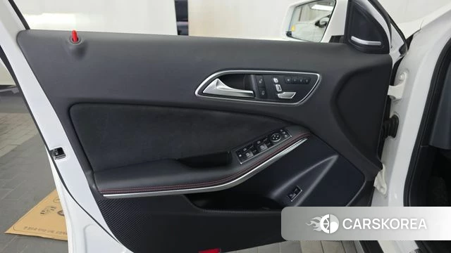 Mercedes-Benz GLA-Class X156 id 4698654 из Кореи 16