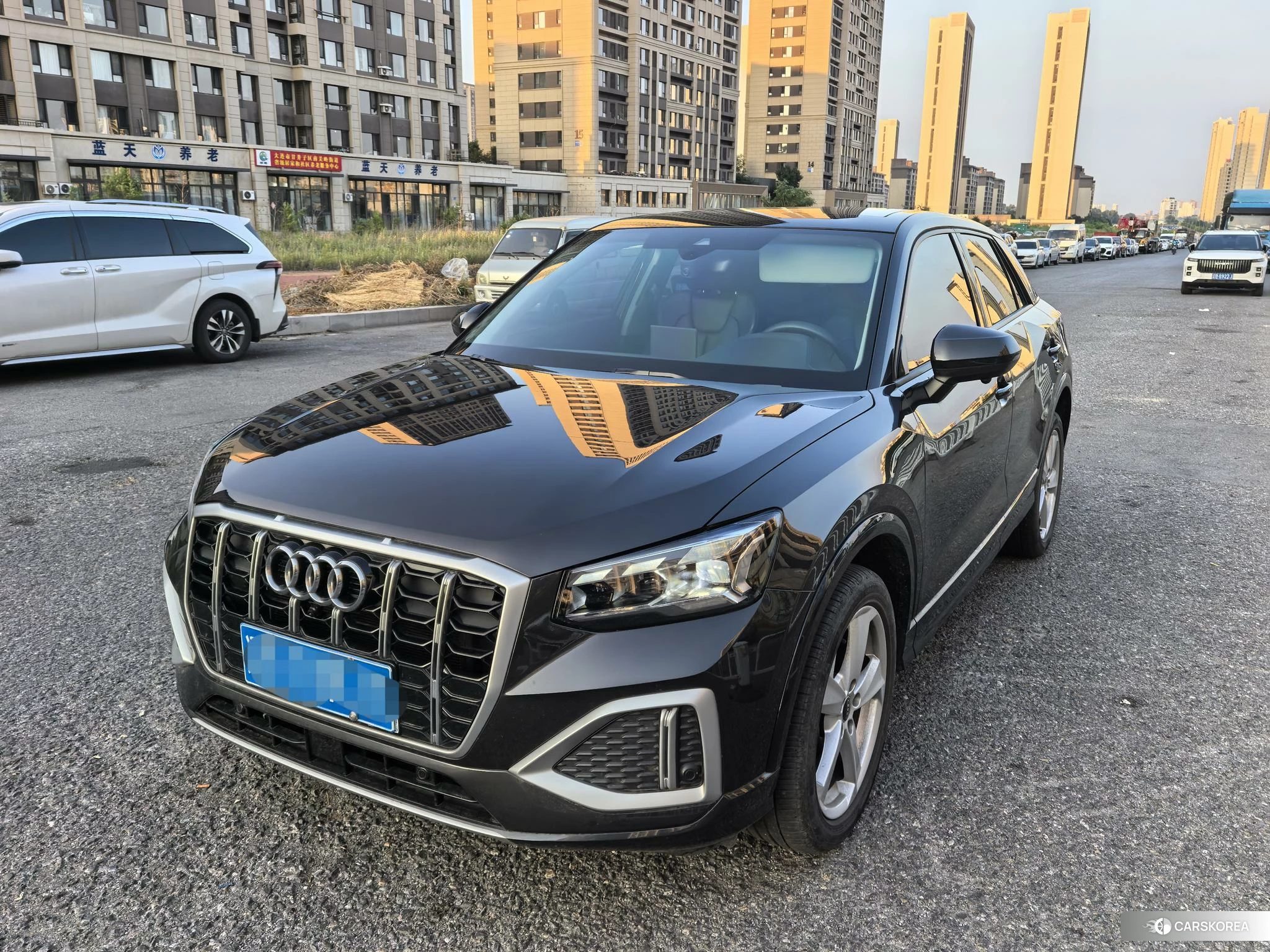 Audi Q2L id 4510774 из Китая 16
