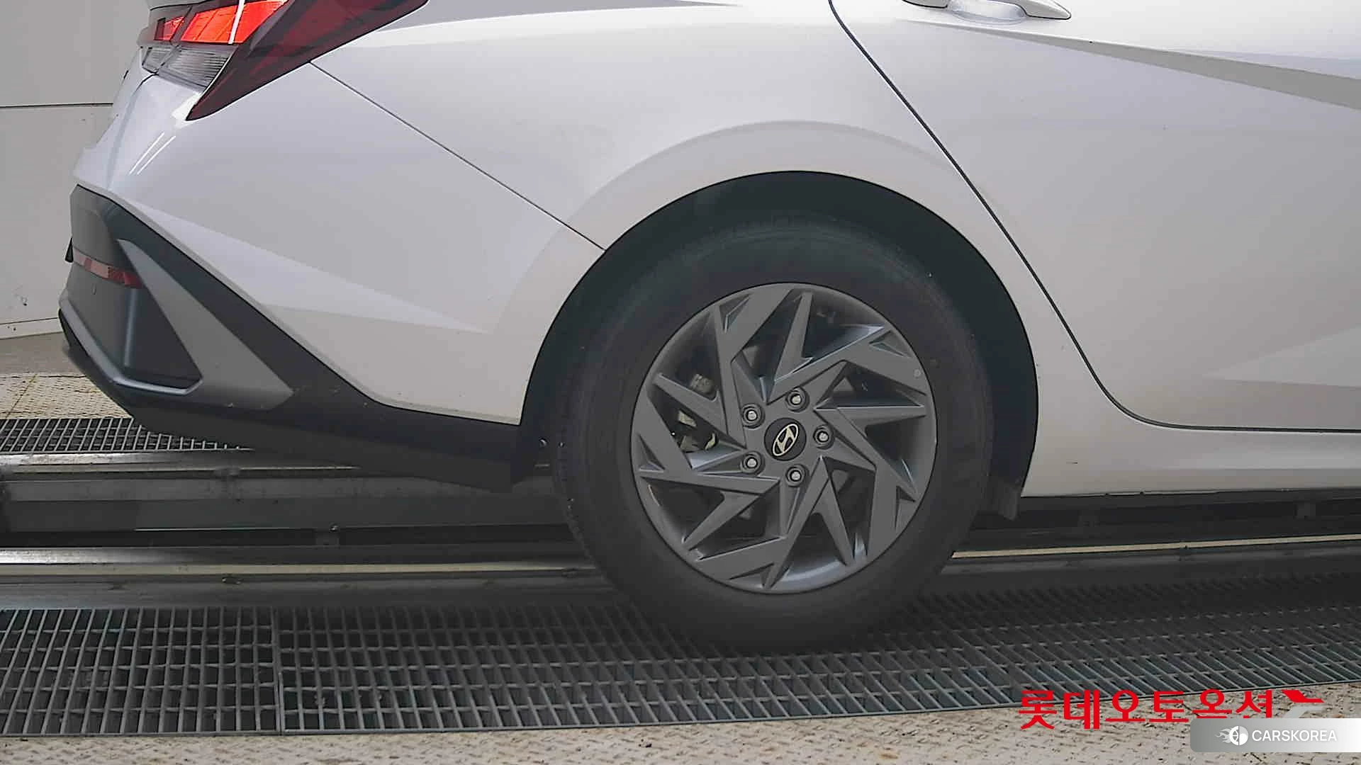 Hyundai Avante id 4909269 из Кореи 16