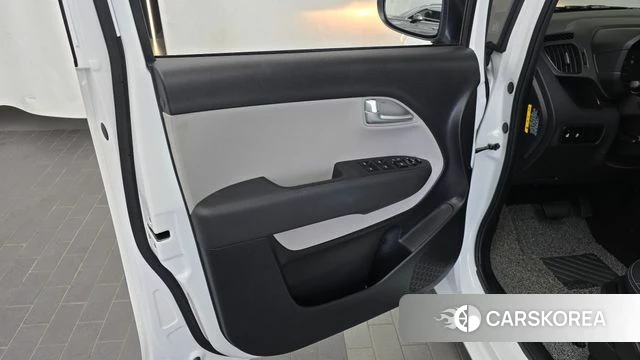 Kia The New Kia Ray EV id 4515930 из Кореи 16
