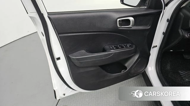 Hyundai Venue id 4309348 из Кореи 16