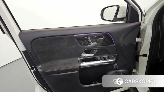Mercedes-Benz GLA - Class H247 id 4284337 из Кореи 16