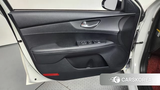 Kia Come New K3 id 4225582 из Кореи 16