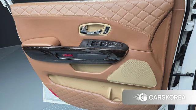 Kia The New Carnival id 4350981 из Кореи 16