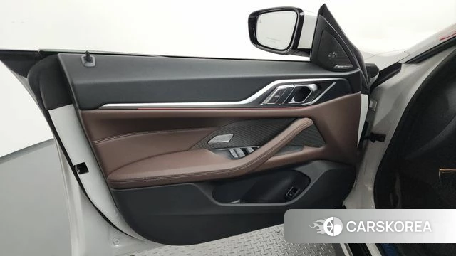 BMW 4 Series (G22) id 4499881 из Кореи 16