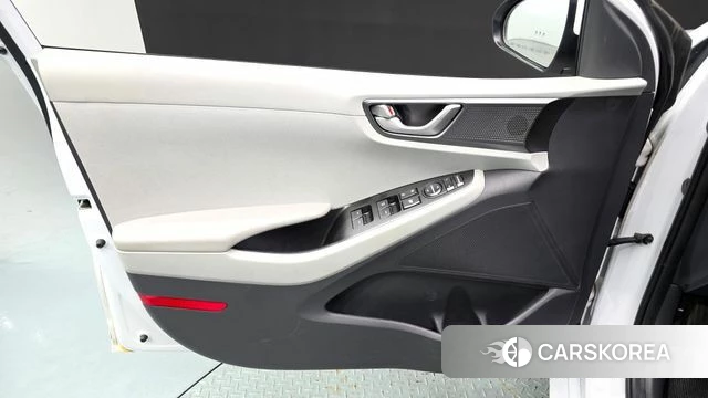 Hyundai The New Ionic Hybrid id 4918481 из Кореи 16