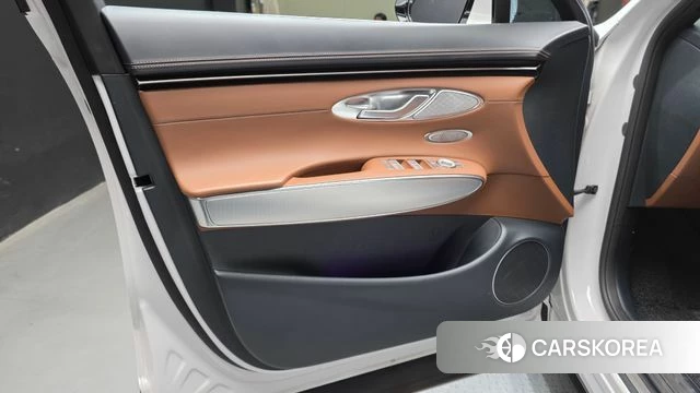 Genesis GV70 id 4774305 из Кореи 16
