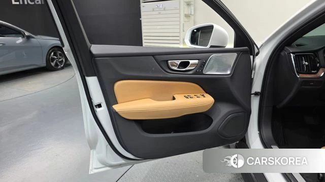 Volvo V60 Cross-Country 2nd Generation id 4734565 из Кореи 16