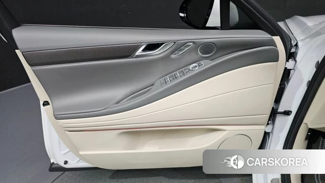 Genesis G80 (RG3) id 4329351 из Кореи 16