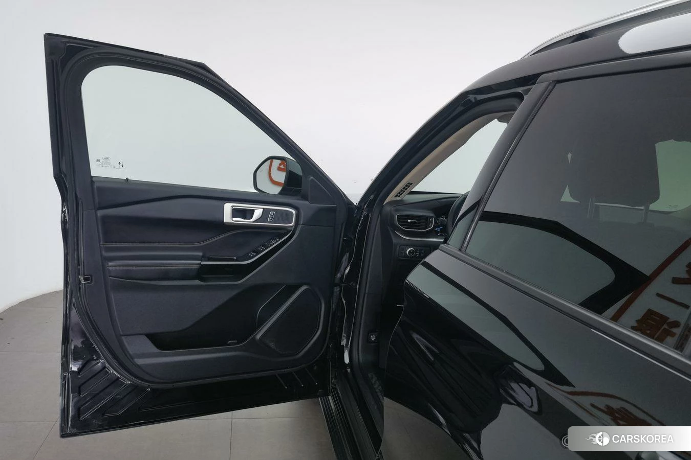 Ford Explorer id 4407264 из Китая 16