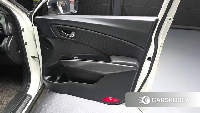 Ssangyong Tivoli Air id 4325506 из Кореи 16