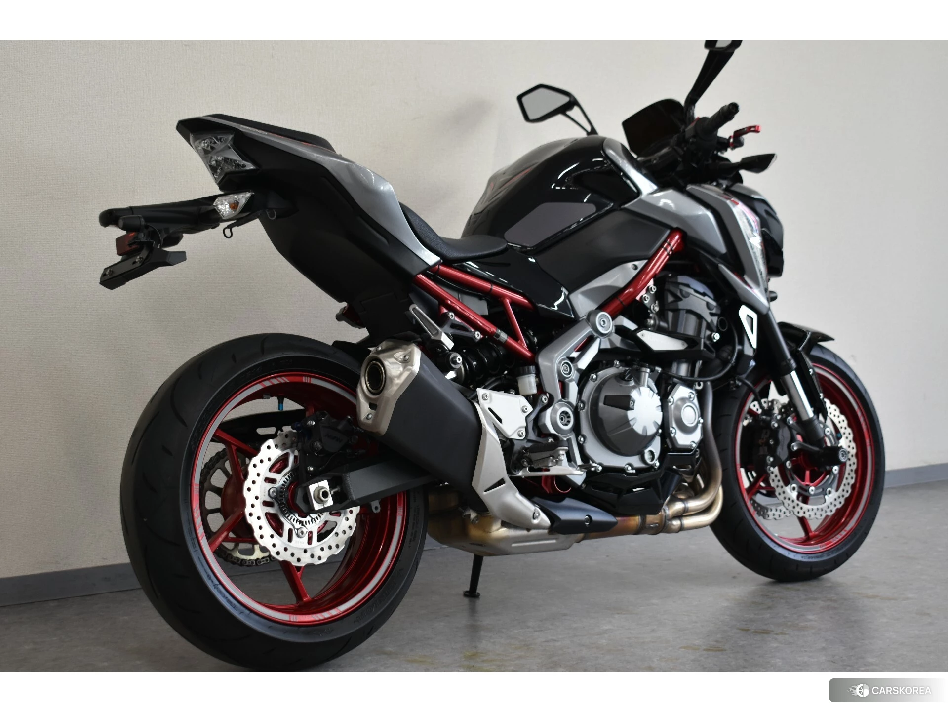 Kawasaki Z900 id 3950363 из Японии 16