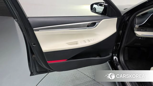 Hyundai The New Grandeur IG id 4749999 из Кореи 16