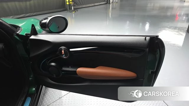 Mini Cooper S Convertible id 4428208 из Кореи 16