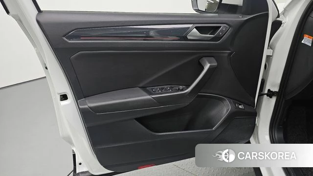 Volkswagen T-Roc id 4855389 из Кореи 16