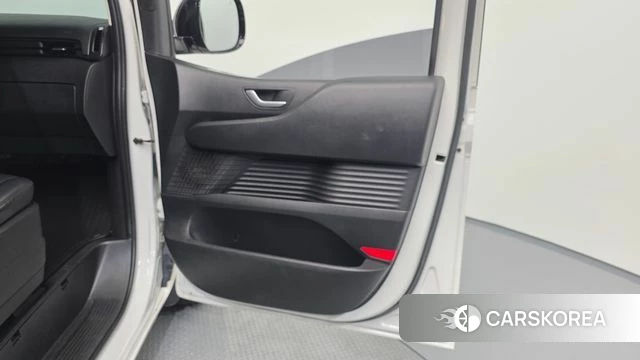Hyundai Staria id 4360835 из Кореи 16
