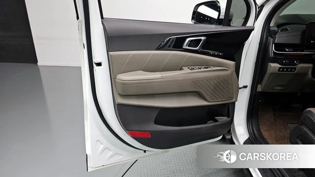Kia The New Carnival 4th Generation id 4394971 из Кореи 16