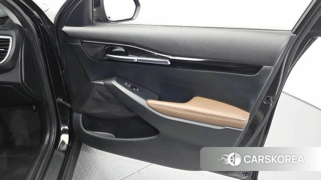 Kia Seltos id 4657876 из Кореи 16