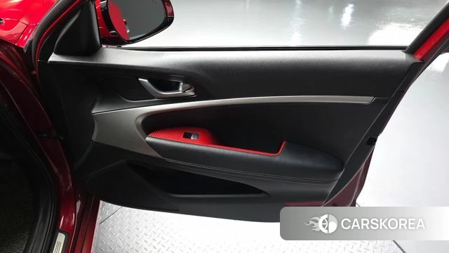 Genesis G70 id 4642775 из Кореи 16