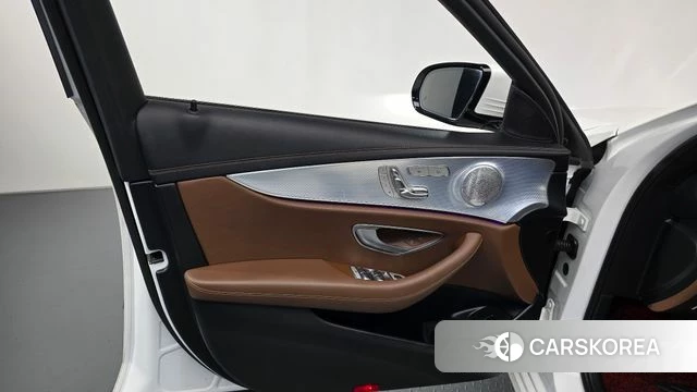 Mercedes-Benz E-Class W213 id 4402502 из Кореи 16
