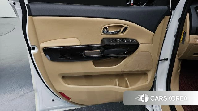 Kia The New Carnival id 4689357 из Кореи 16