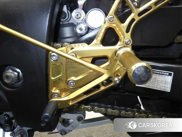 Проданный Yamaha YZF-R1 id 4006236 из Японии, фото 16