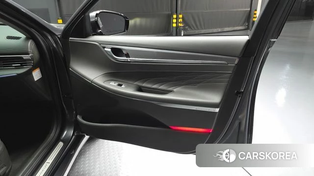 Hyundai The New Grandeur IG Hybrid id 4550009 из Кореи 16