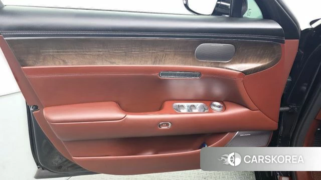 Genesis G90 (RS4) id 4541616 из Кореи 16