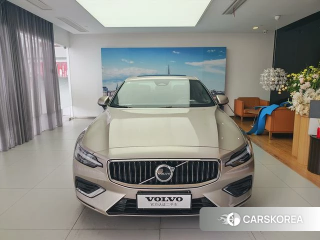 Volvo S60 id 4221202 из Китая 16