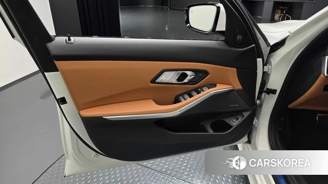 BMW 3 Series (G20) id 4853617 из Кореи 16