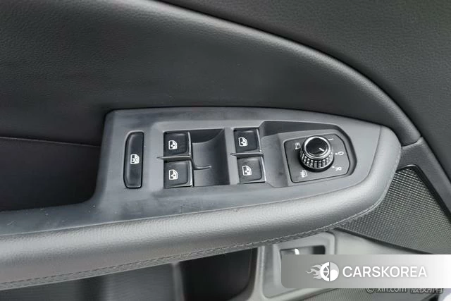 Volkswagen Huiang id 4321125 из Китая 16