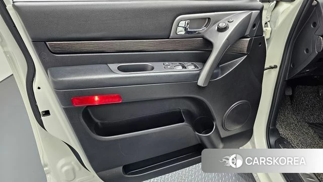 Ssangyong Korando Turismo id 4508200 из Кореи 16