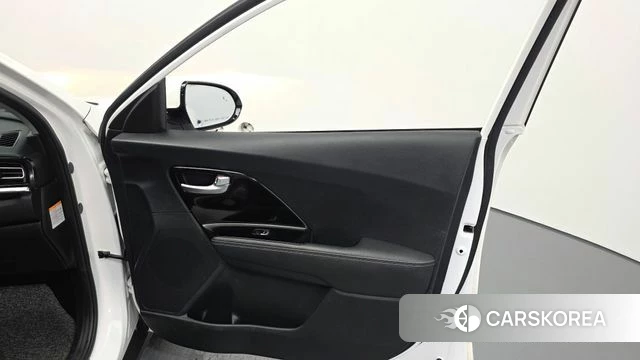 Kia The New Niro id 4389828 из Кореи 16