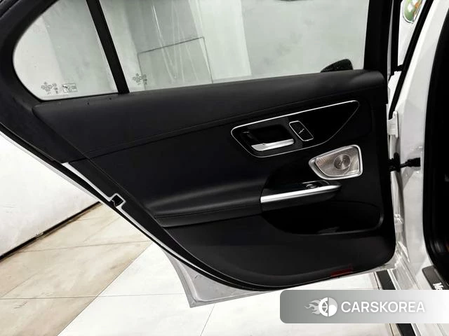 Mercedes-Benz Class C id 4291310 из Китая 16