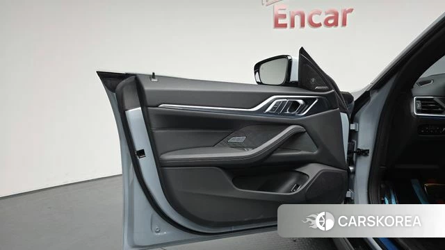 BMW i4 id 4337220 из Кореи 16
