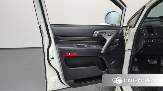 Ssangyong Korando Turismo id 4378179 из Кореи 16