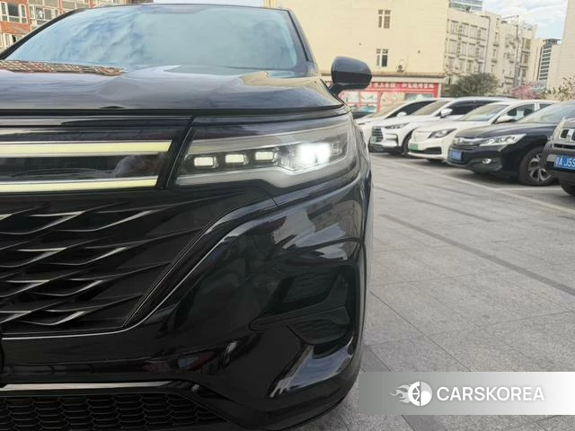 Roewe RX5 MAX id 4220892 из Китая 16