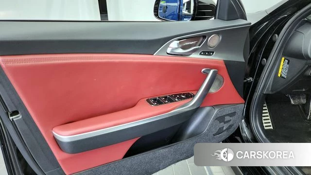 Kia Stinger id 4339091 из Кореи 16