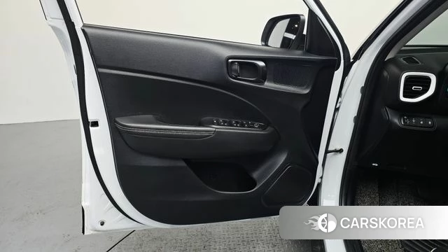 Hyundai Venue id 4560672 из Кореи 16