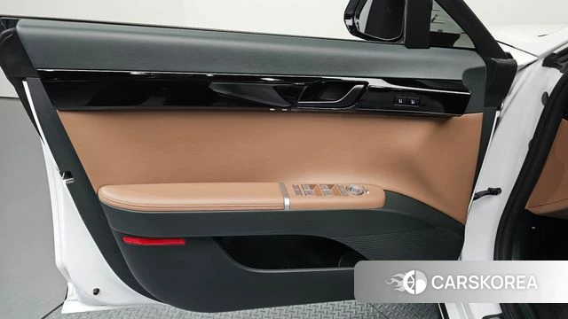 Hyundai Grandeur (GN7) id 4329698 из Кореи 16