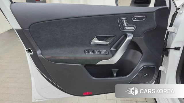 Mercedes-Benz A-Class W177 id 4571103 из Кореи 16