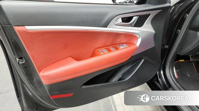 Genesis The New G70 id 4202693 из Кореи 16