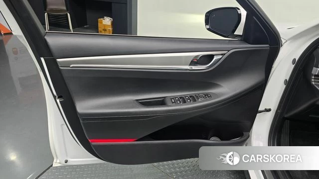 Hyundai The New Grandeur IG Hybrid id 4550705 из Кореи 16