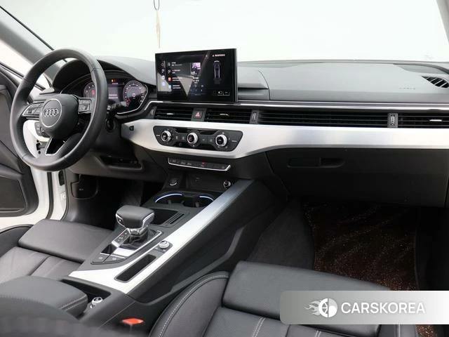 Audi A4L id 4211521 из Китая 16