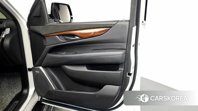 Cadillac Escalade id 4708856 из Кореи 16